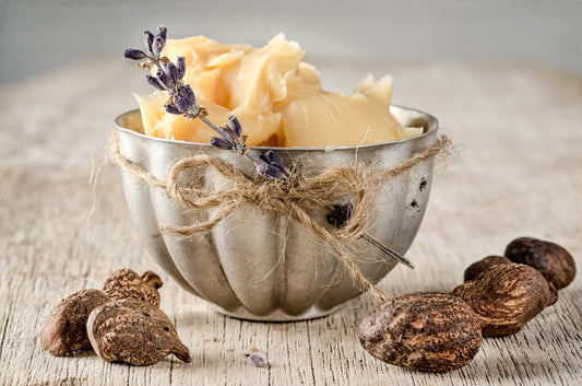 3 REASONS SHEA BUTTER IS AWESOME FOR YOUR SKIN